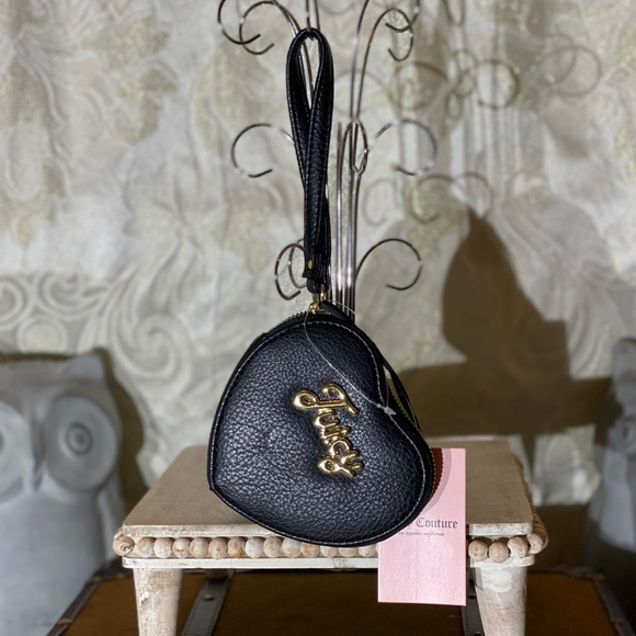 ⚡️Juicy Couture Our Lips Are Sealed Wristlet - Picture 1 of 3